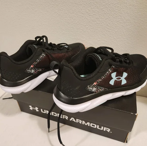 Shoes - Picture 2 of 2